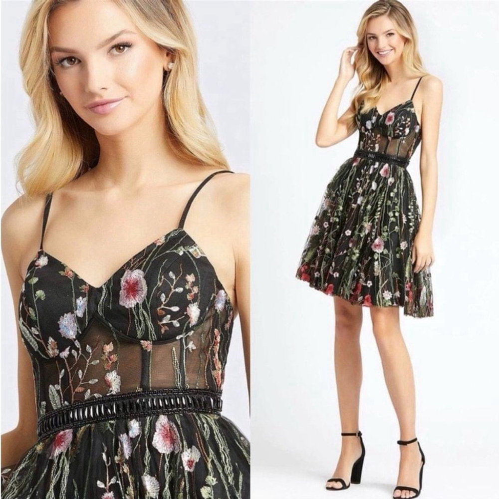 Mac Duggal Black Floral Multi EMBROIDERED BUSTIER A-Line Cocktail Dress Size 0 - Picture 2 of 16